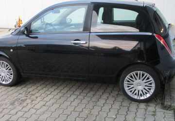 Lancia Ypsilon 179.998 km 1.195 &euro; Ahlen 59227