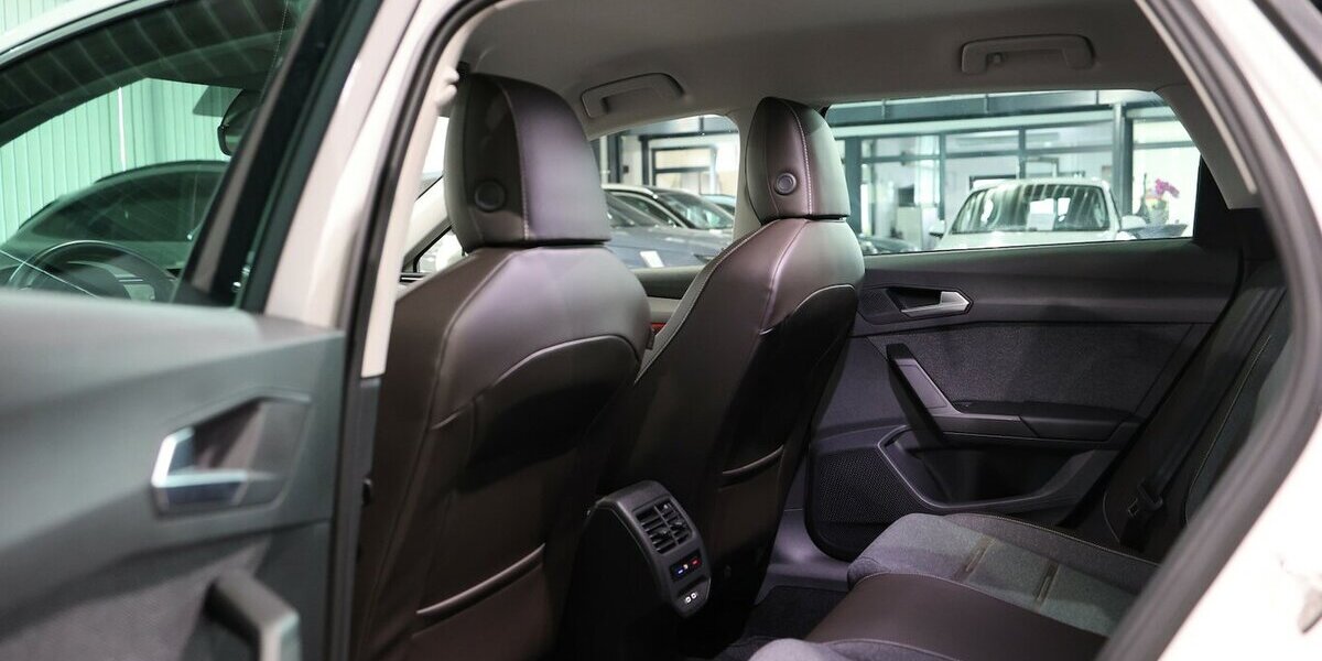 Seat Leon ST 2.0 TDI DSG XCELLENCE / LEDER / ACC+LANE 75.000 km 18.221 &euro; Hamm 59077