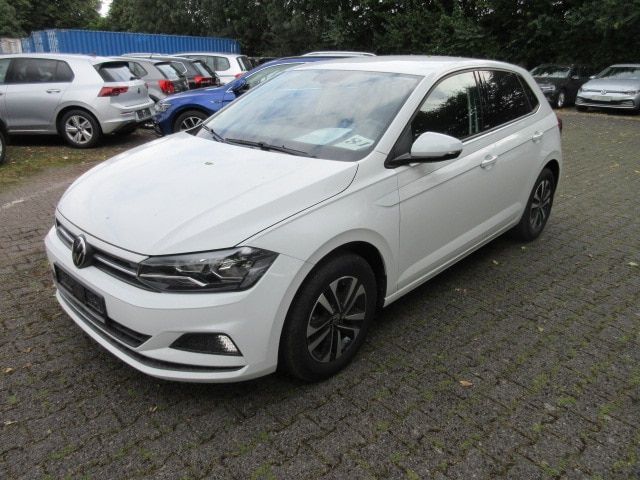 VW Polo 8.600 km 16.788 &euro; Bergkamen 59192