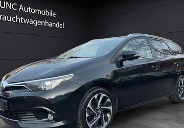 Toyota Auris 184.582 km 8.490 &euro; Ahlen 59227