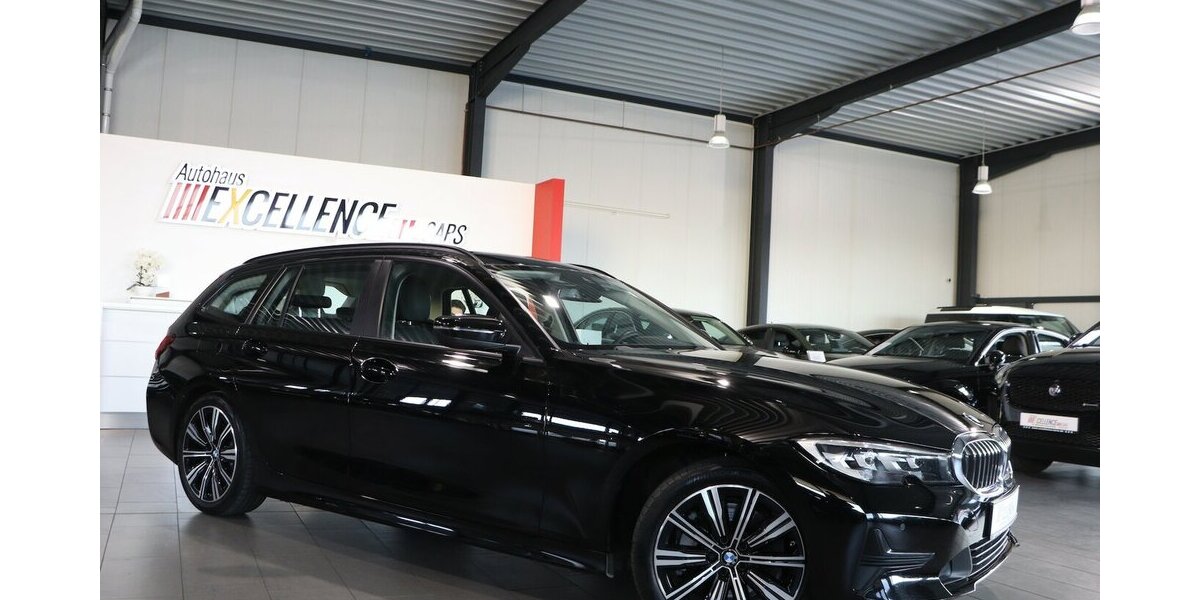 BMW 330d Touring ADVANTAGE / LED / LIVE+NAVI+ 149.000 km 22.993 &euro; Hamm 59077