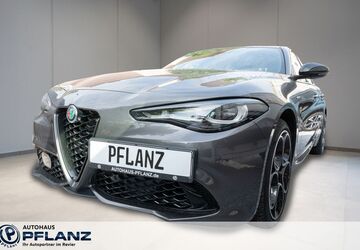 Alfa Romeo Giulia 15.281 km 41.690 &euro; Dortmund 44263