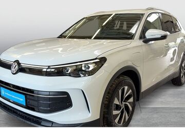 VW Tiguan 2.100 km 45.069 &euro; Unna 59423