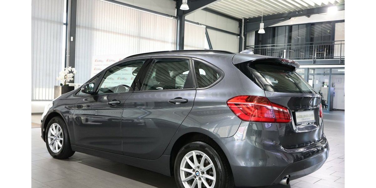 BMW 218 Active Tourer d Advantage BUSINESS LED,NAVI+ 158.000 km 13.888 &euro; Hamm 59077
