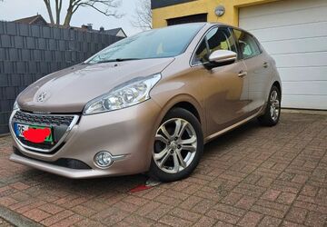Peugeot 208 35.000 km 10.900 &euro; Datteln 45711