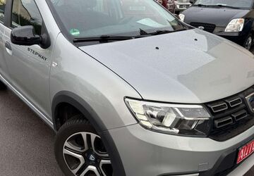 Dacia Sandero 23.000 km 12.499 &euro; Dortmund 44388
