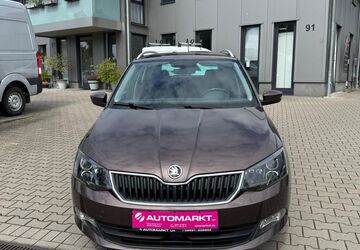 Skoda Fabia 99.000 km 8.390 &euro; Lüdinghausen 59348