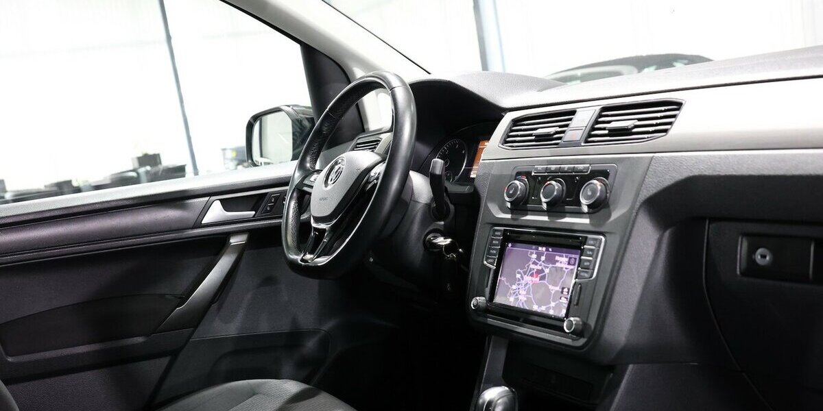 VW Caddy Maxi KOMBI 2.0 TDI DSG 1.HAND / NAVI+, ACC 143.000 km 21.777 &euro; Hamm 59077