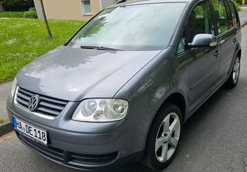 VW Touran 226.000 km 4.000 &euro; Hagen 58119