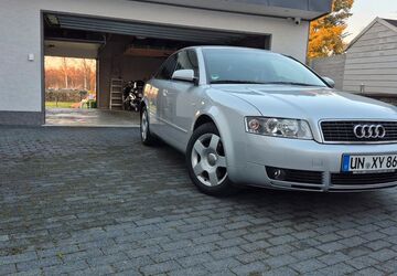 Audi A4 68.000 km 7.999 &euro; Kamen 59174