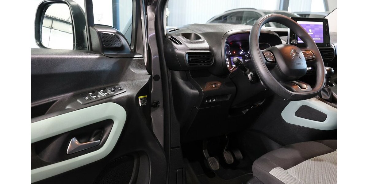 Citroen Berlingo 1.5 BLUE-HDI FEEL XL130 / 7-SITZER / 136.000 km 15.997 &euro; Hamm 59077
