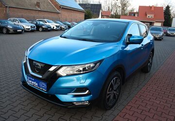 Nissan Qashqai 61.000 km 12.490 &euro; Hamm 59073