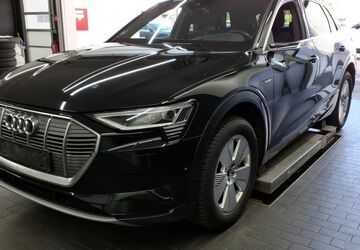 Audi e-tron 135.614 km 29.925 &euro; Hagen 58091