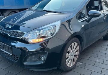 Kia Rio 115.407 km 5.499 &euro; Oer-Erkenschwick 45739
