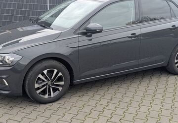 VW Polo 16.623 km 17.980 &euro; Selm 59379