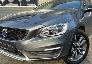 Volvo V60 Cross Country 147.892 km 16.999 &euro; Ahlen 59229