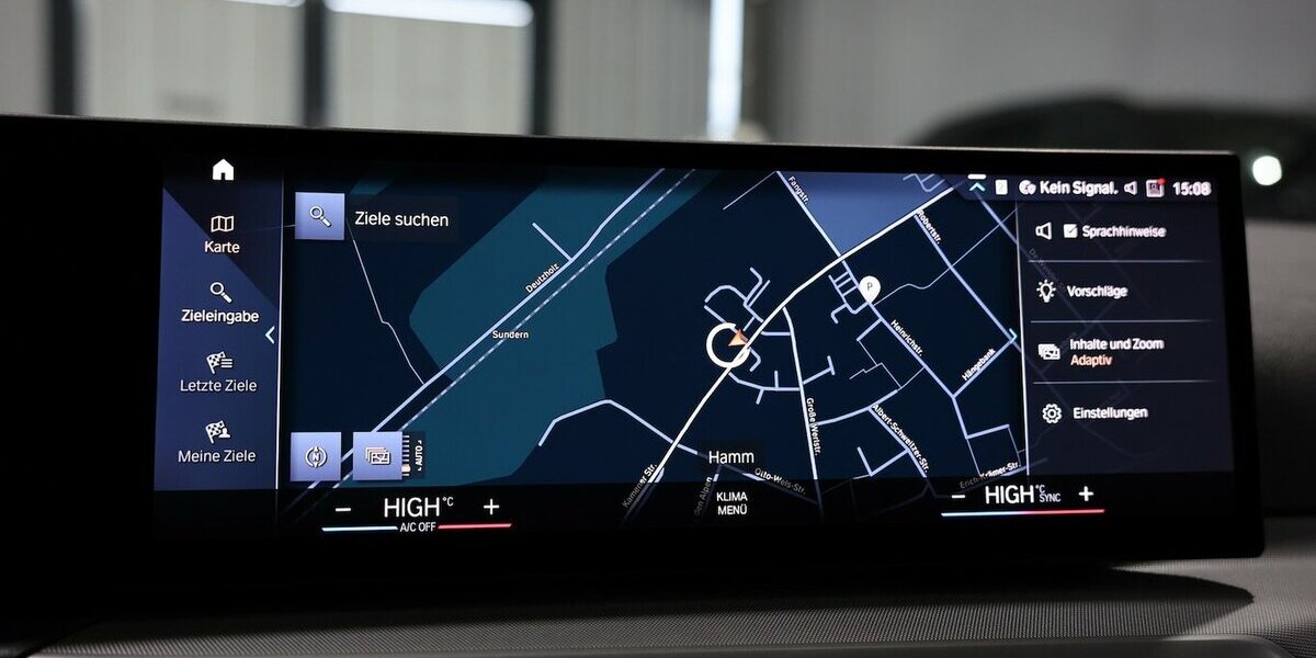 BMW 318d Touring SPORT FACE-LIFT CURVED+NAVI+KAMERA 69.000 km 25.993 &euro; Hamm 59077