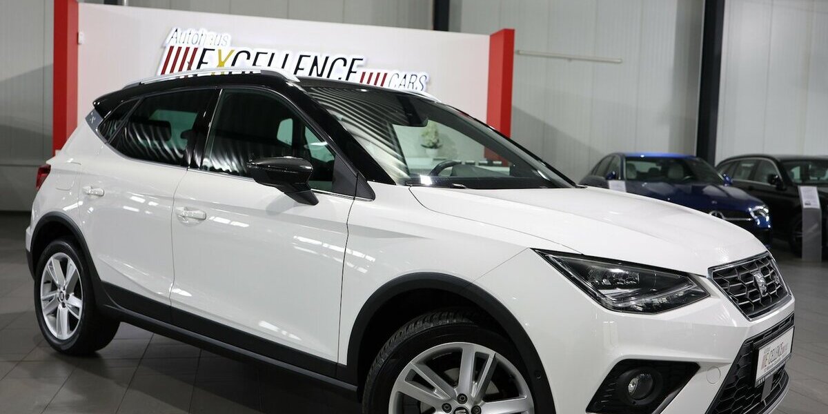 Seat Arona 1.5 TSI XCELLENCE FR-SPORT / WHITE & BLACK 90.000 km 14.555 &euro; Hamm 59077