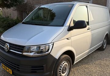 VW T6 Transporter 317.820 km 11.950 &euro; Harderwijk 3841D