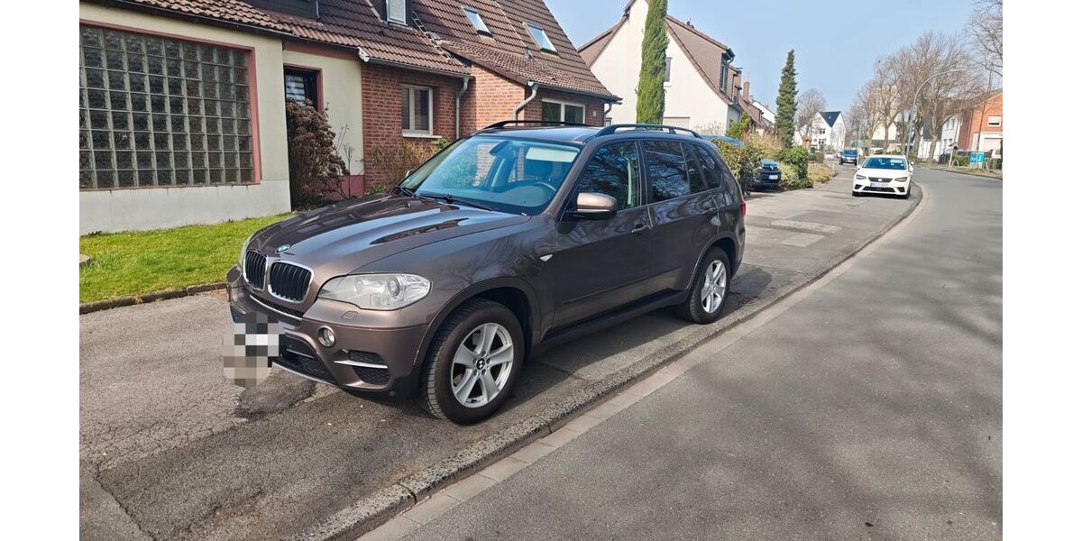 BMW X5 189.000 km 13.999 &euro; Dortmund 44357