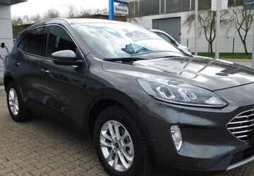 Ford Kuga 9.200 km 25.890 &euro; Selm 59379
