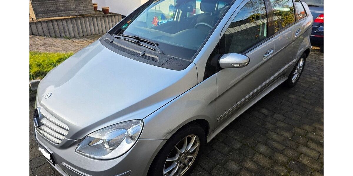 Mercedes-Benz B 180 198.300 km 3.555 &euro; Dortmund 44149