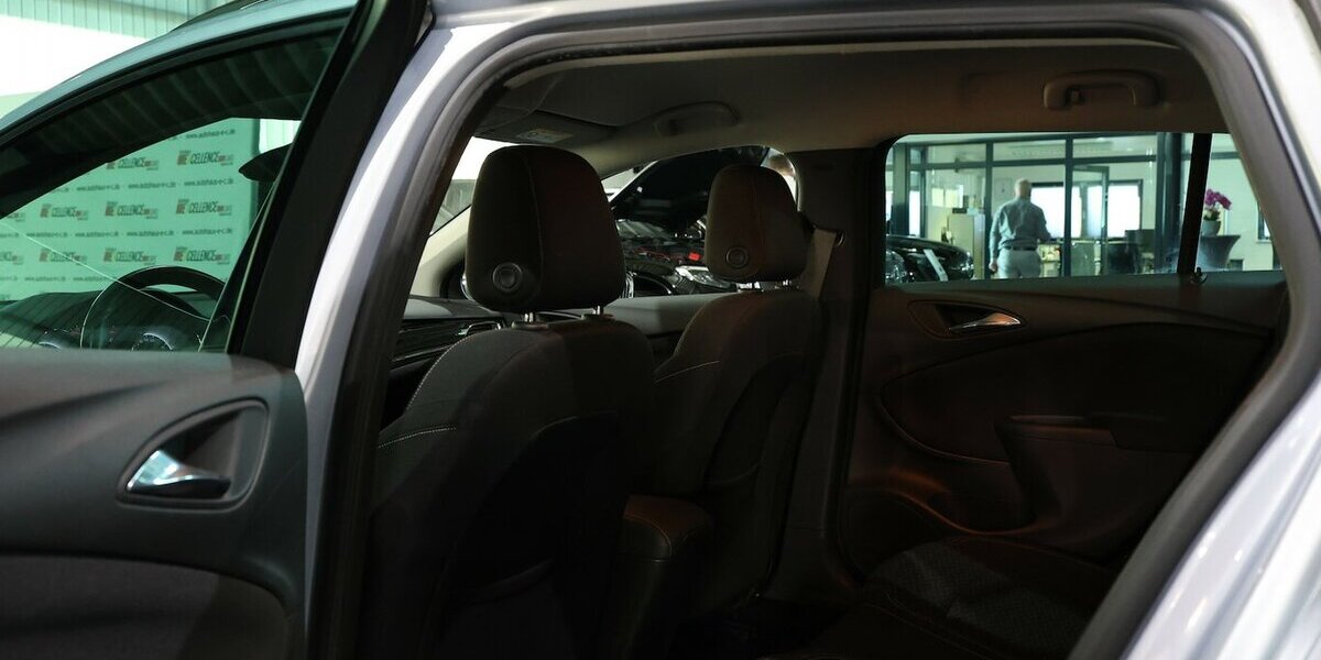 Opel Astra K ST 1.6 T ACTIVE 200-PS / APPLE+ANDROID 130.000 km 10.991 &euro; Hamm 59077