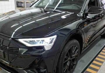 Audi e-tron 41.995 km 37.090 &euro; Hagen 58091