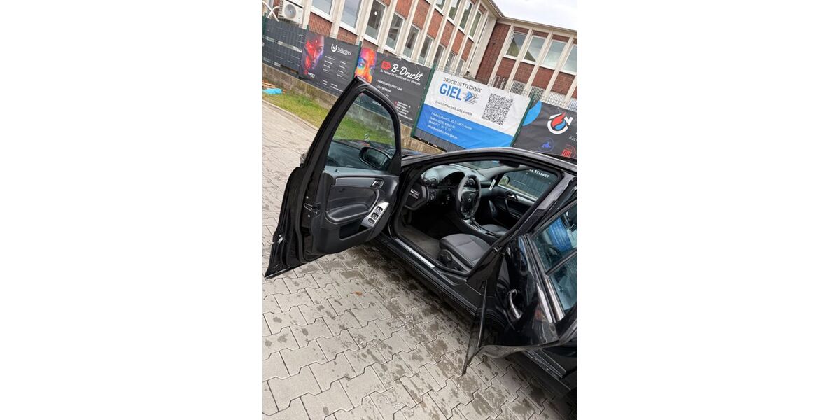 Mercedes-Benz 220 180.000 km 5.000 &euro; Dortmund 44328