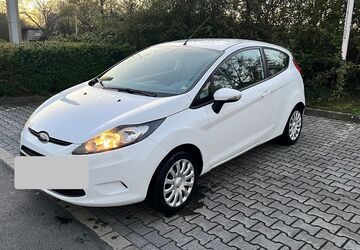 Ford Fiesta 104.800 km 3.650 &euro; Kamen 59174