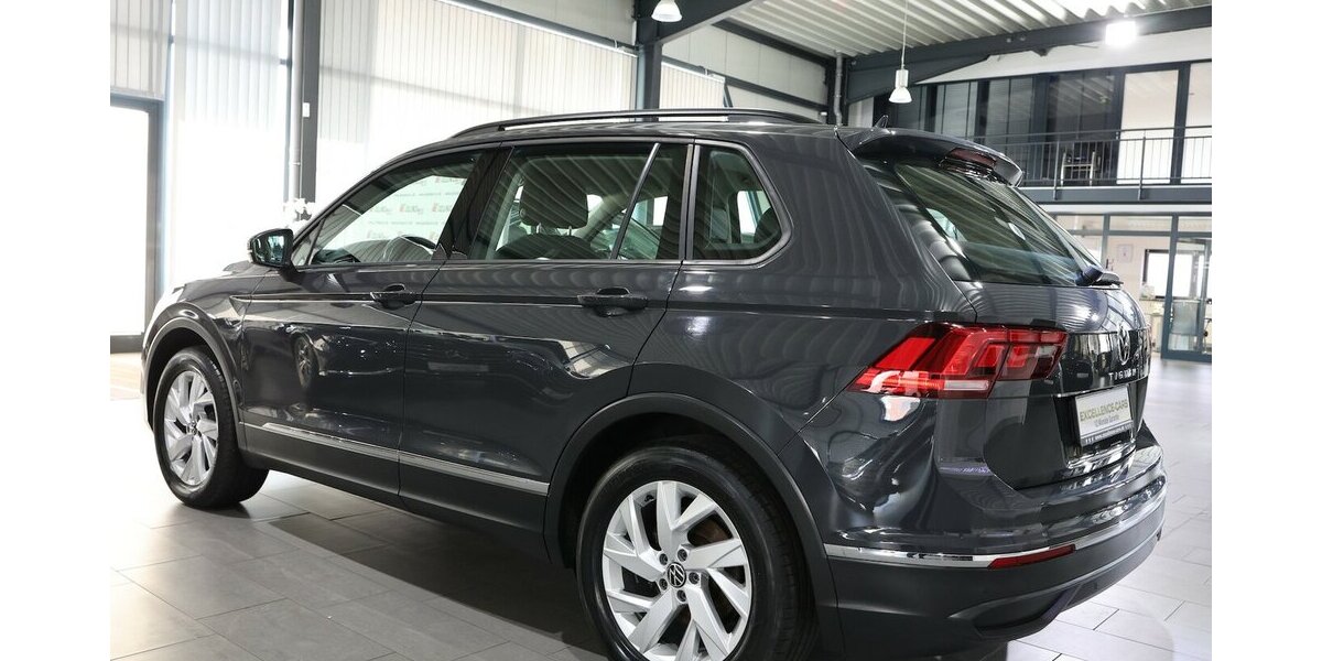 VW Tiguan 2.0 TDI DSG 4M IQ LIFE LED, HEAD-UP, NAVI 105.000 km 23.888 &euro; Hamm 59077