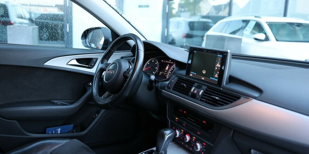Audi A6 Avant 2.0 TDI ULTRA BUSINESS LEDER+ALCANTARA 226.000 km 10.902 &euro; Hamm 59077