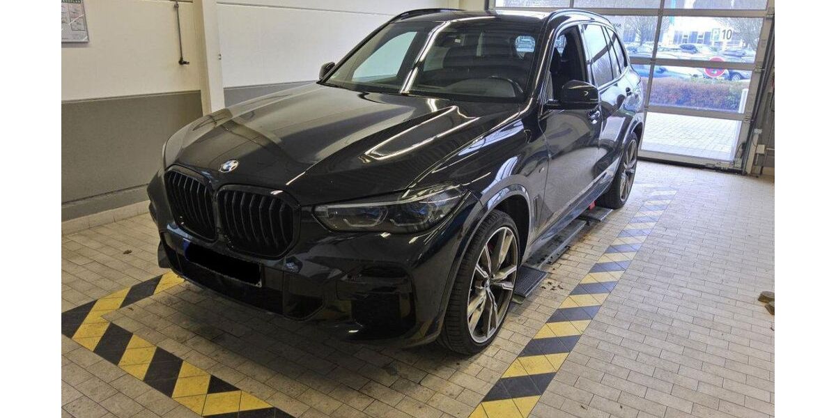 BMW X5 M50 98.923 km 55.700 &euro; Hagen 58091