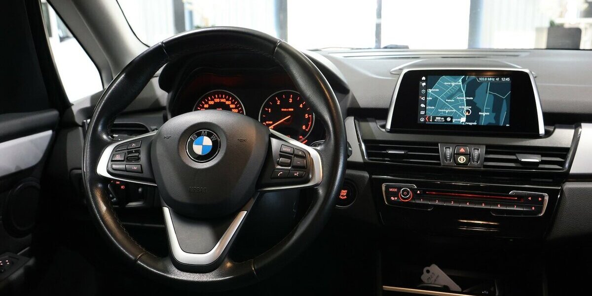 BMW 218 Active Tourer d Advantage BUSINESS LED,NAVI+ 158.000 km 13.888 &euro; Hamm 59077