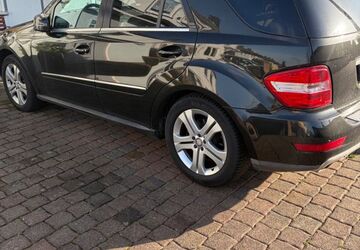 Mercedes-Benz ML 350 196.000 km 12.900 &euro; Iserlohn 58636