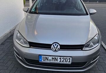 VW Golf 141.000 km 7.100 &euro; Kamen 59174