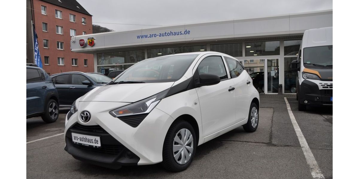 Toyota Aygo (X) 59.400 km 9.690 &euro; Hagen 58089