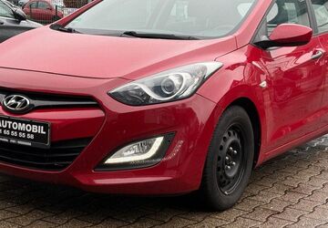 Hyundai i30 74.000 km 7.750 &euro; Hamm 59077
