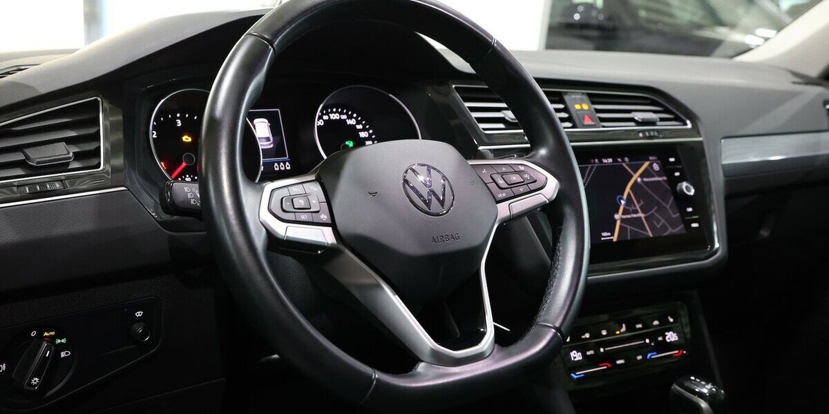 VW Tiguan 2.0 TDI DSG 4M IQ LIFE LED, HEAD-UP, NAVI 105.000 km 23.888 &euro; Hamm 59077