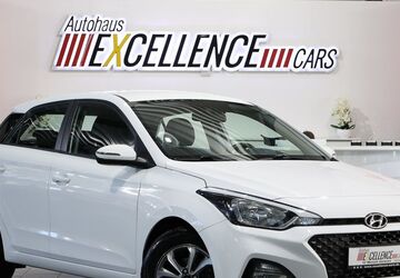 Hyundai i20 87.000 km 10.444 &euro; Hamm 59077