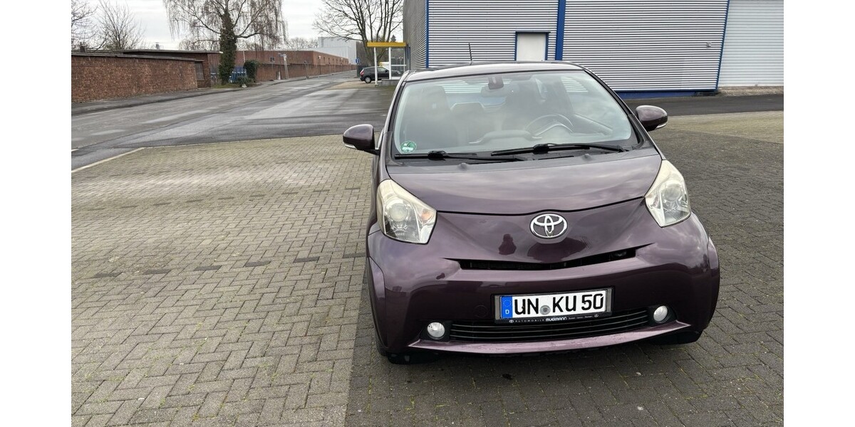 Toyota I Q 143.300 km 3.200 &euro; Holzwickede 59439