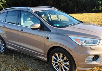 Ford Kuga 79.000 km 18.900 &euro; Oer-Erkenschwick 45739