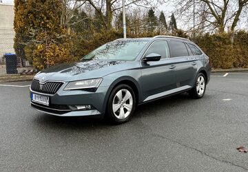 Skoda Superb 82.500 km 19.990 &euro; Hamm 59065