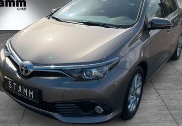 Toyota Auris 42.900 km 11.850 &euro; Menden 58708