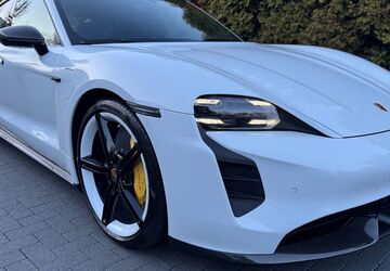 Porsche Taycan 60.000 km 72.500 &euro; Kamen 59174