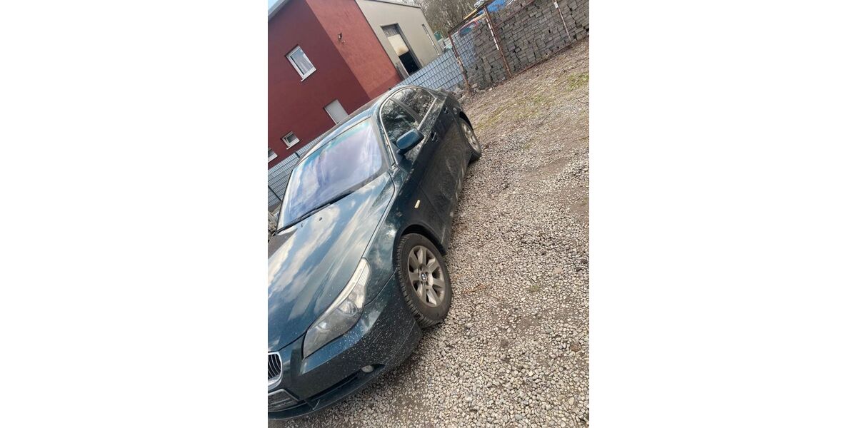 BMW 525 280.000 km 2.200 &euro; Dortmund 44147