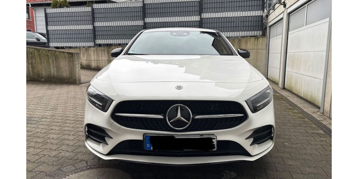 Mercedes-Benz A 250 89.000 km 22.490 &euro; Dortmund 44379