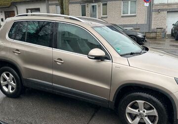 VW Tiguan 88.000 km 14.900 &euro; Dortmund 44265