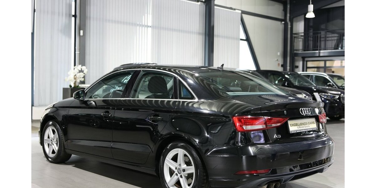 Audi A3 LIMOUSINE 1.4 TFSI BUSINESS / VIRTUAL-COCKPIT 119.000 km 16.555 &euro; Hamm 59077