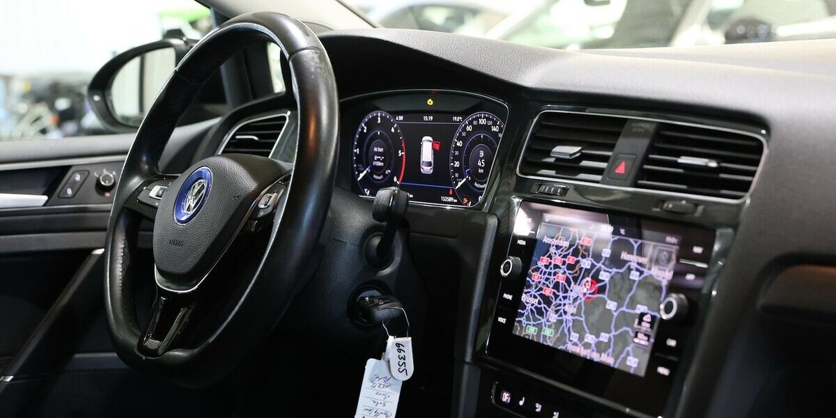 VW Golf Variant VII 1.6 TDI Comfortline DYNAUDIO 1H 152.000 km 13.777 &euro; Hamm 59077